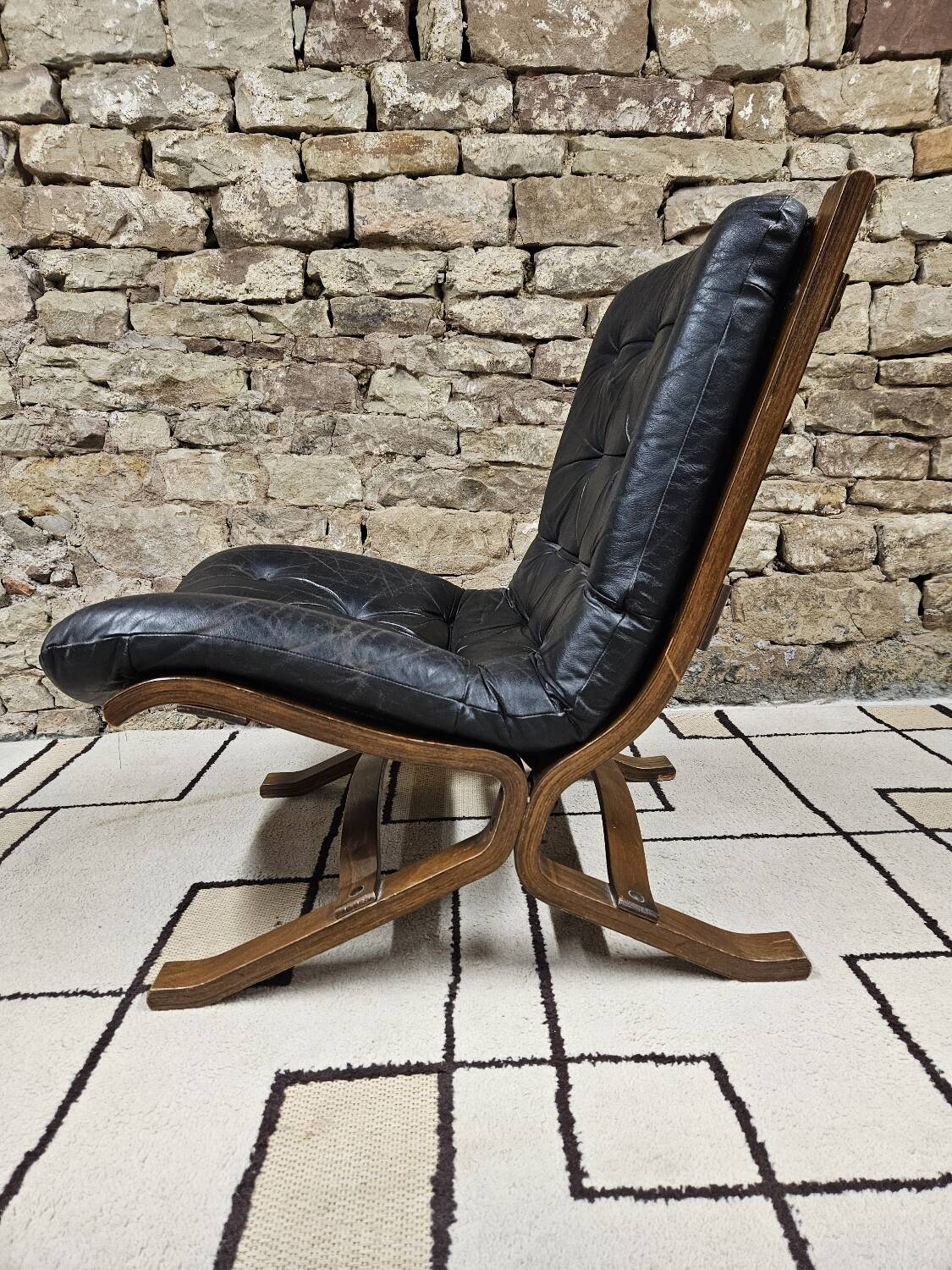 Fauteuil cuir vintage 1970"
