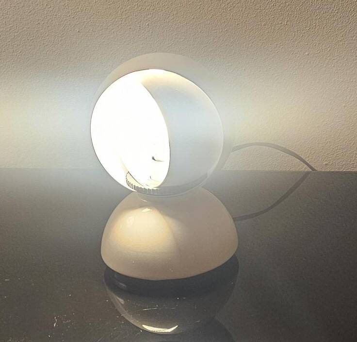 Lampe de table Artemide Eclisse par Vico Magistretti