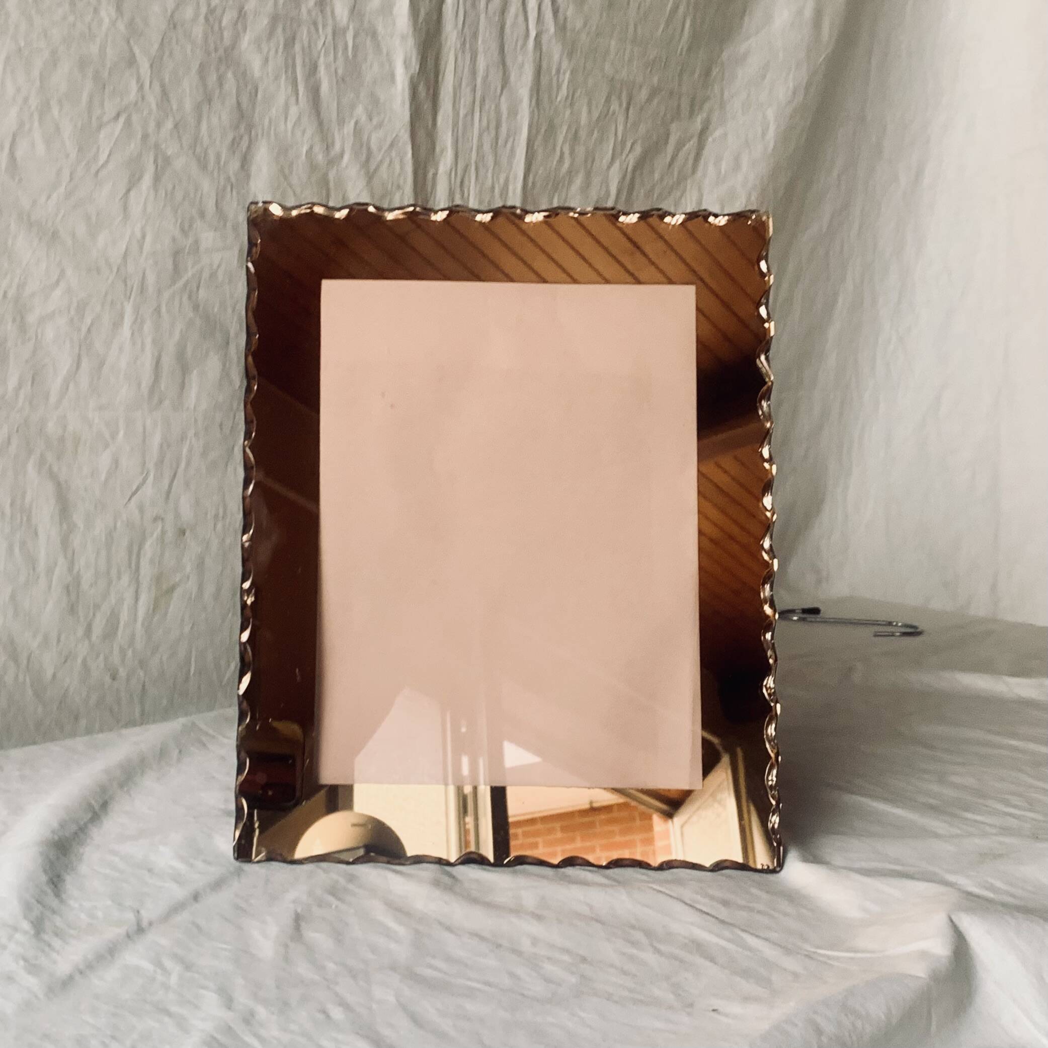 Cadre photo Art Déco en miroir biseauté teinté rose