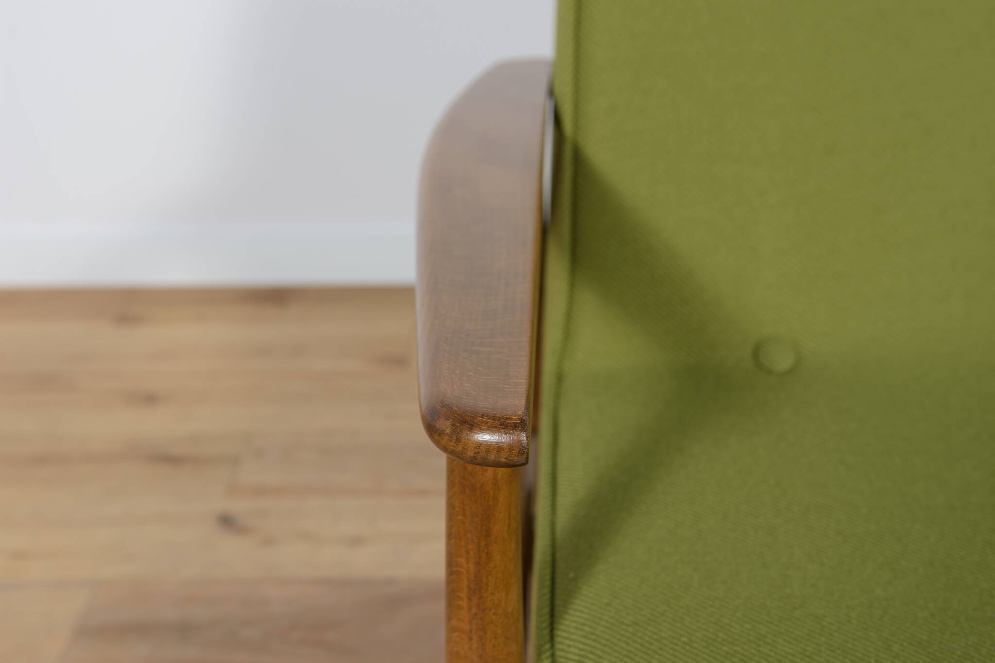 Model 300-192 Armchairs by Juliusz Kedziorek from Goscinska Furniture Factory, 1970s, Set of 2