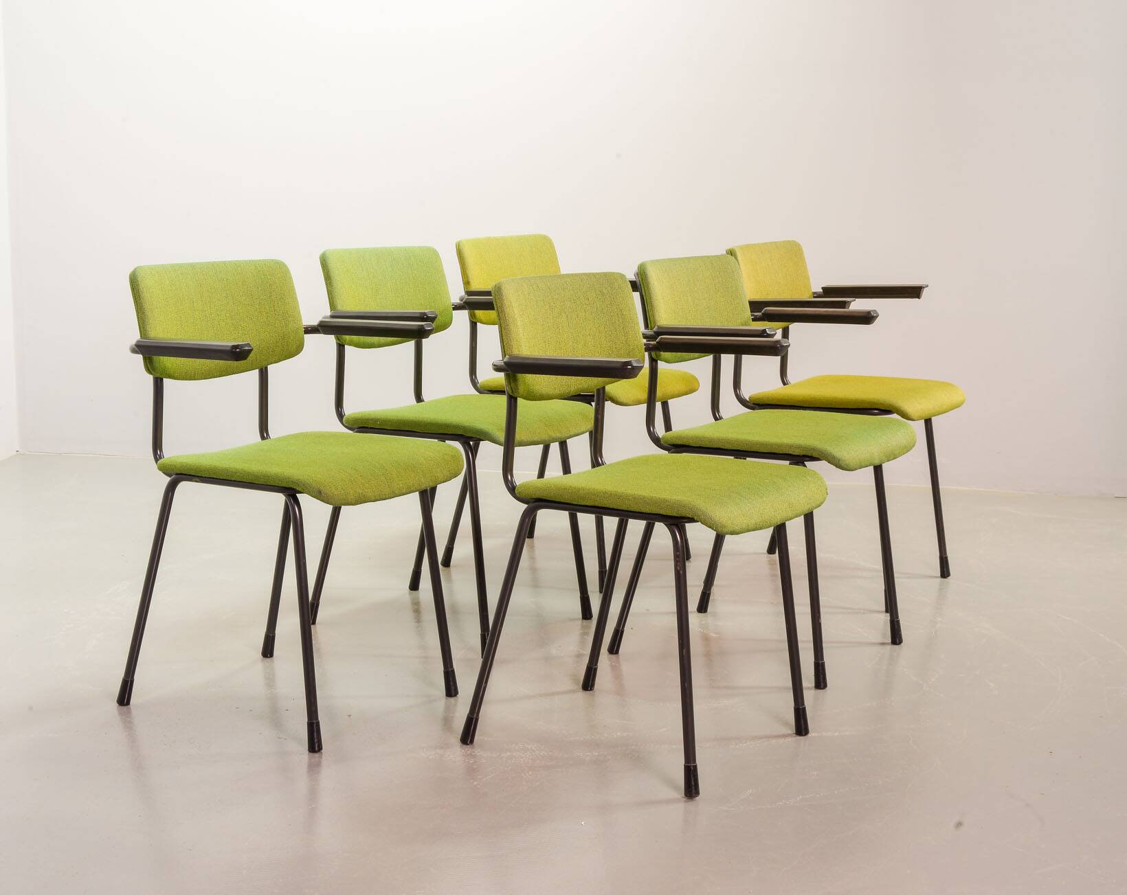 6 Dutch Design Gispen Dining Chairs Model 1235 by André Cordemeyer 1960s