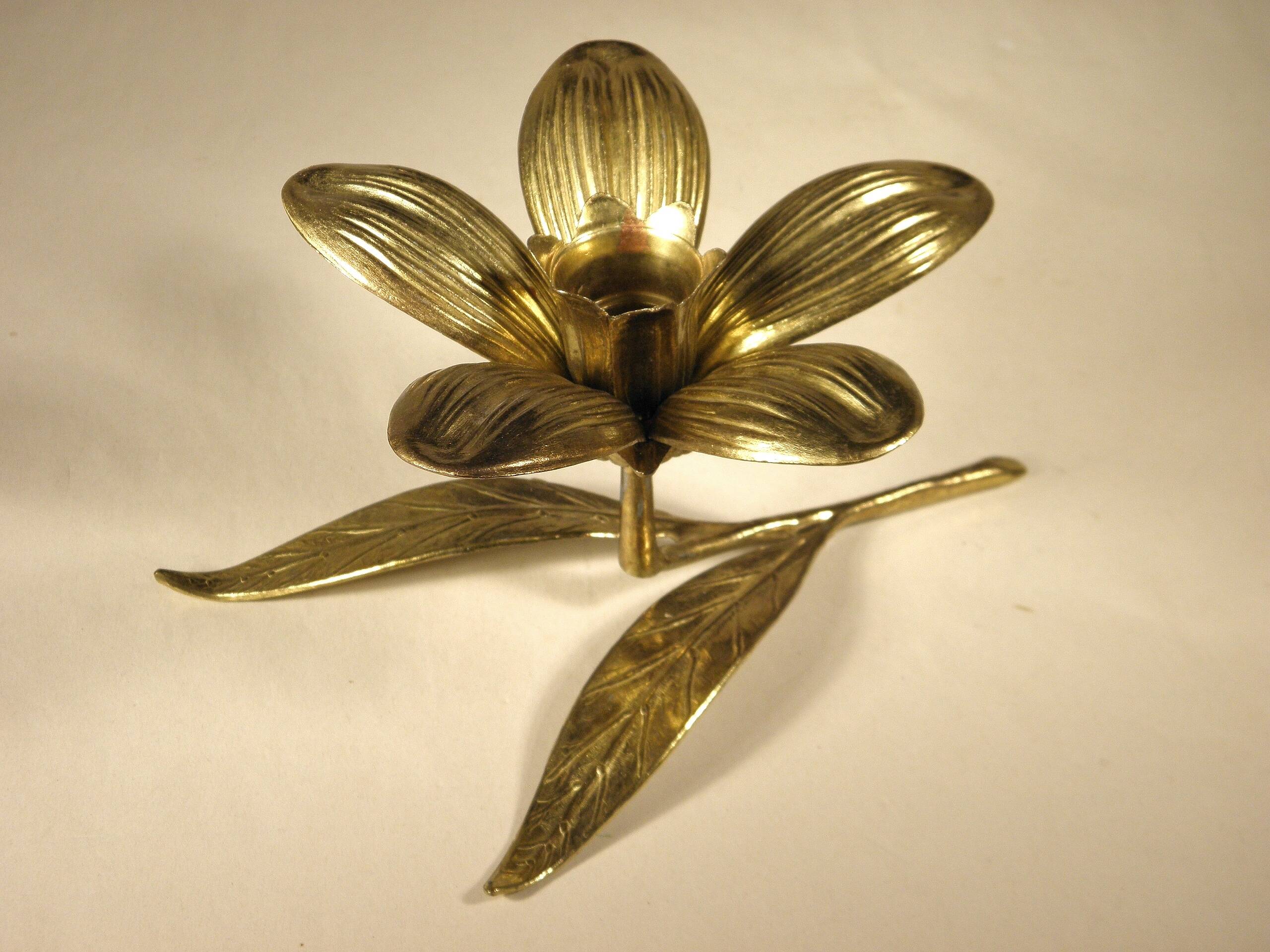 Brass "flower" candle holder - ashtray