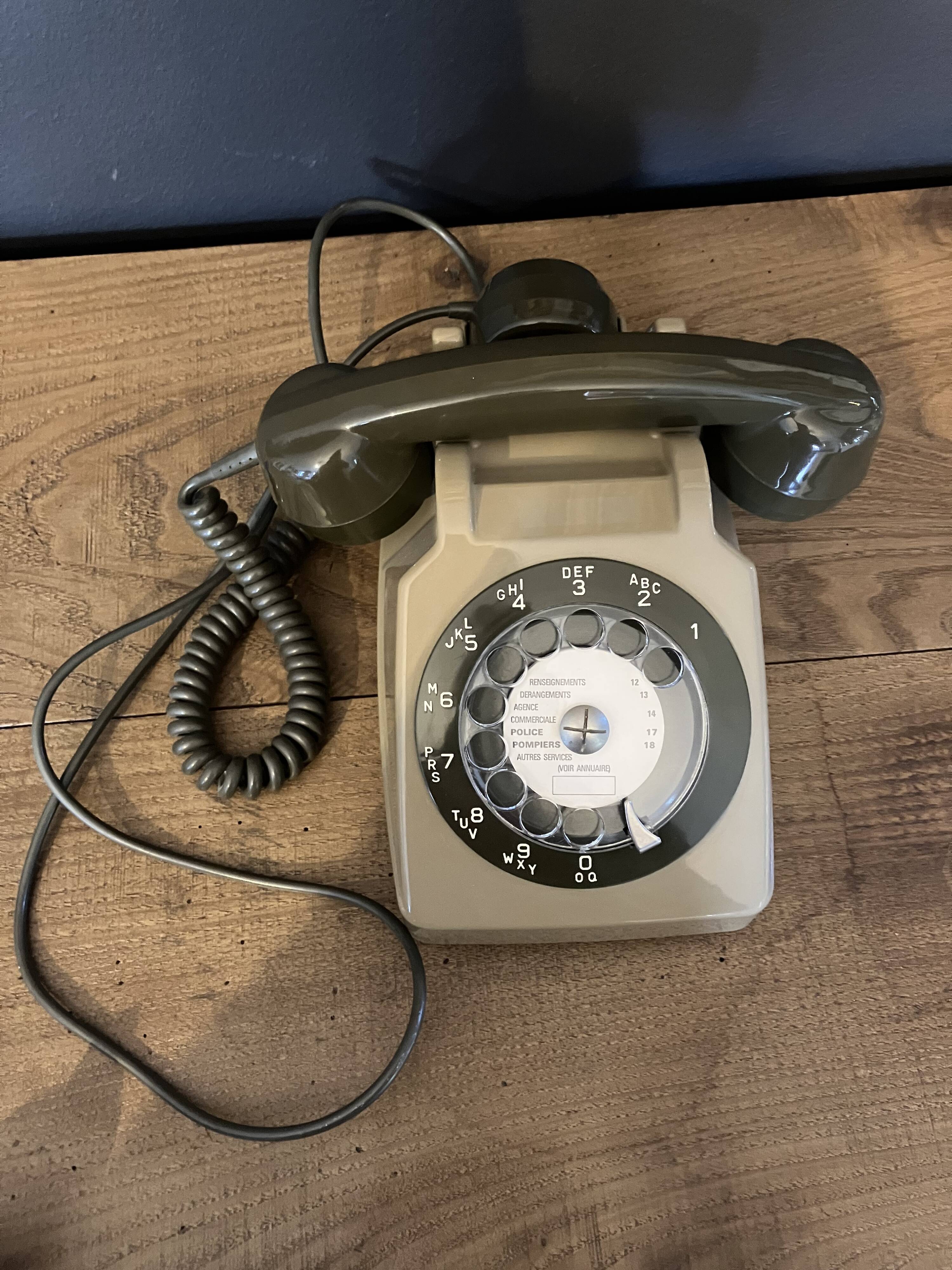 Vintage dial phone
