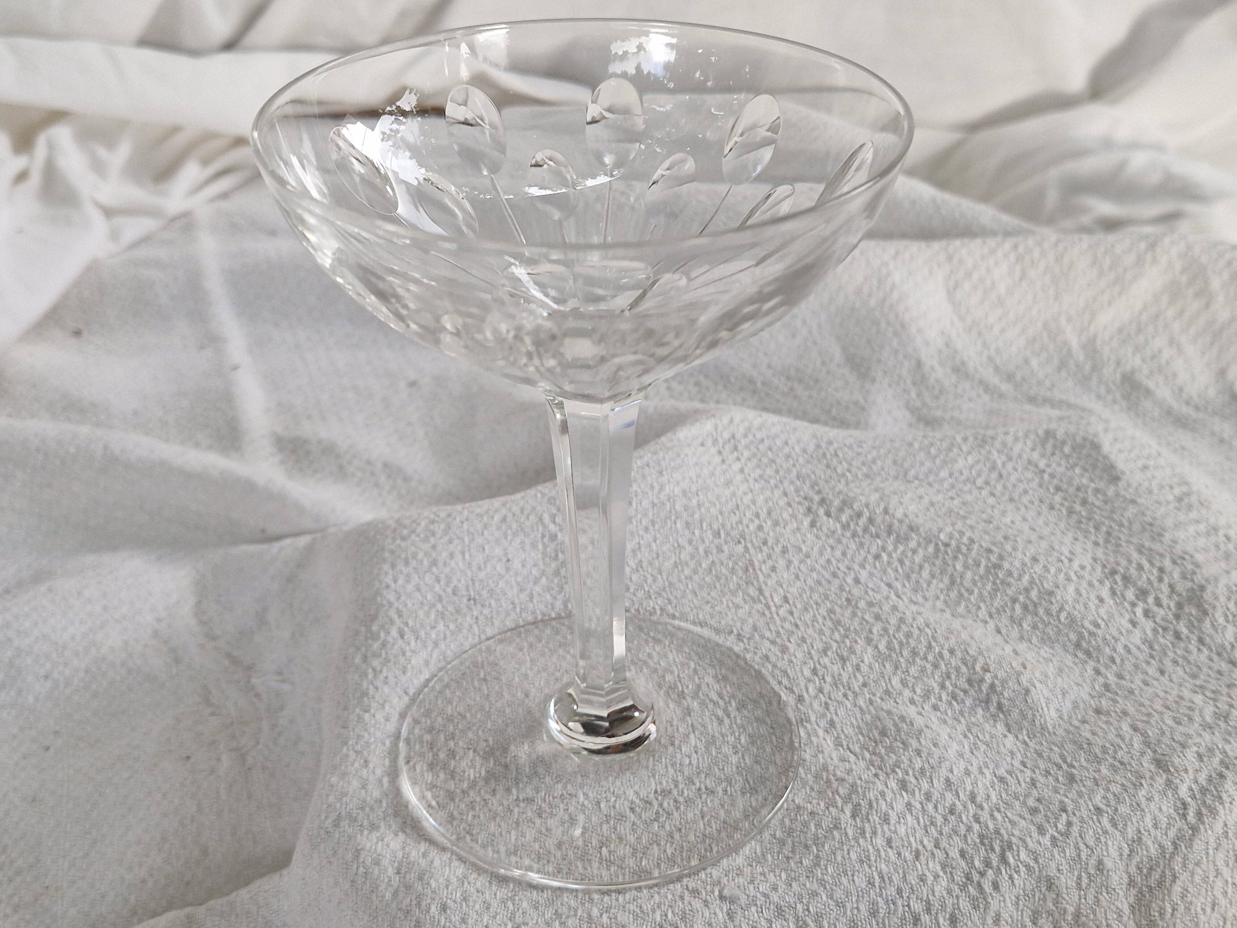 1 Val Saint Lambert crystal champagne glass, Nestor model, Hamle cut