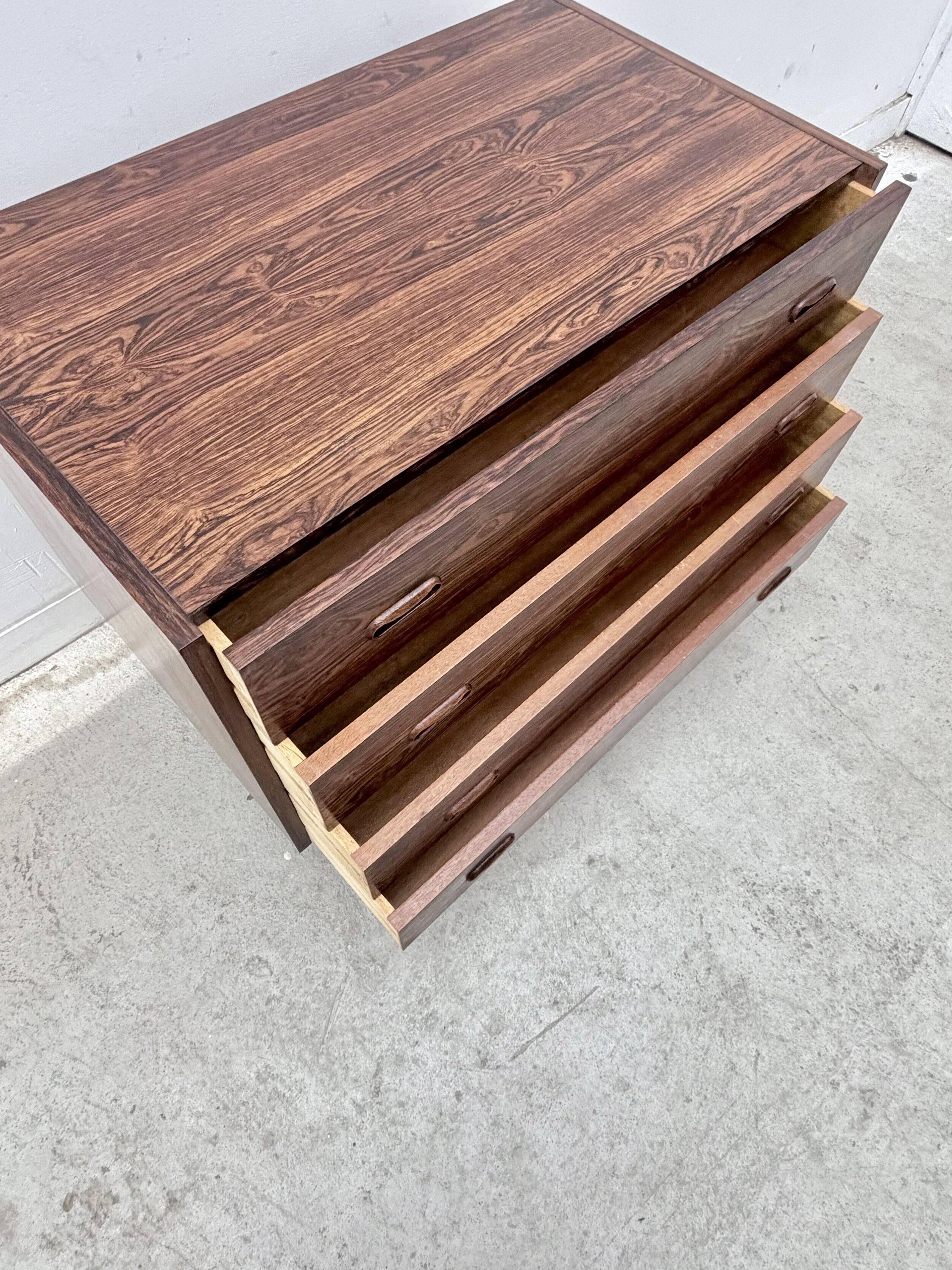 Commode scandinave en palissandre, 1960