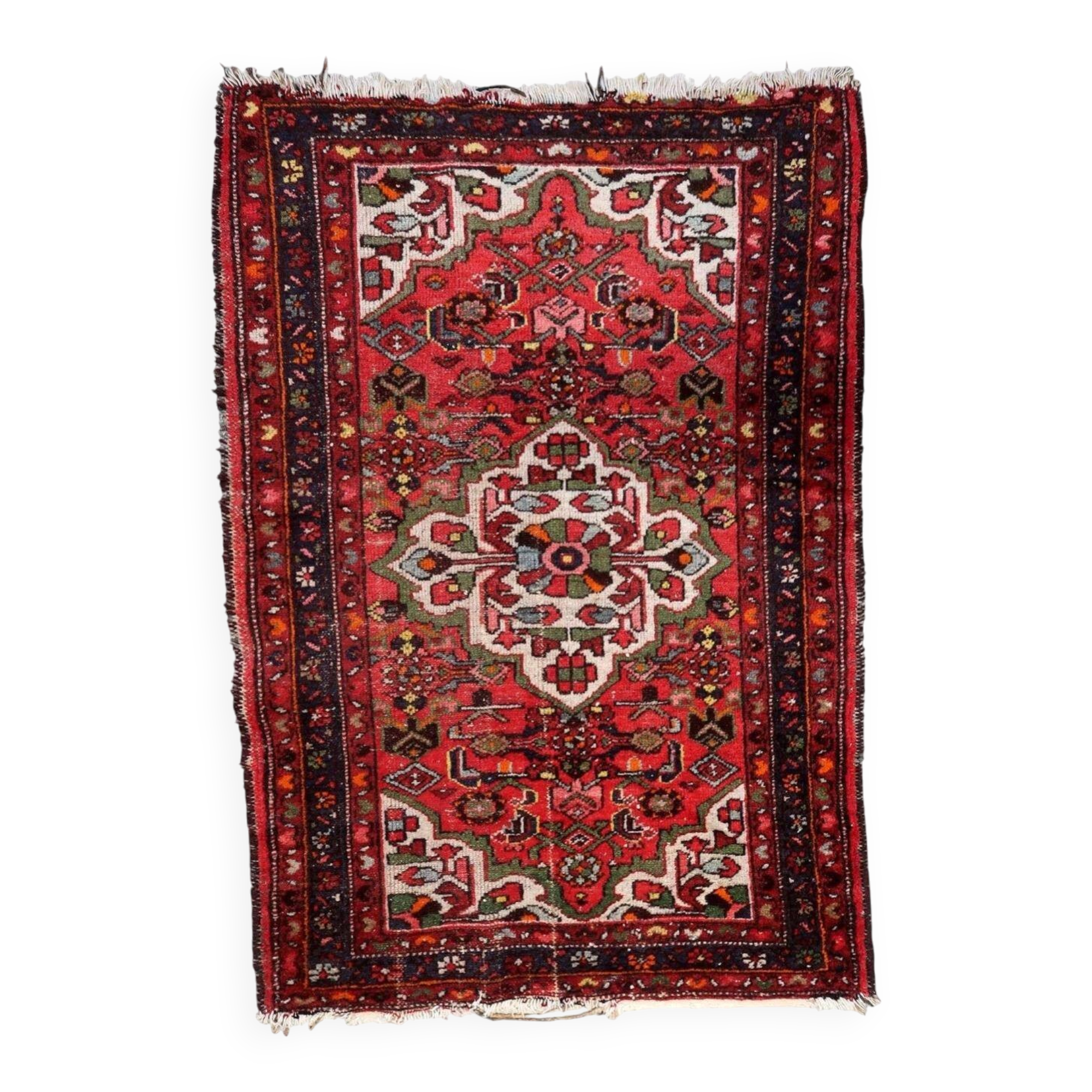Antique 1920s Persian Hamadan rug, floral medallion, 104cm x 145cm