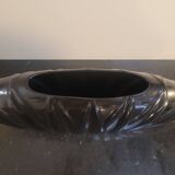 Black porcelain shell vase