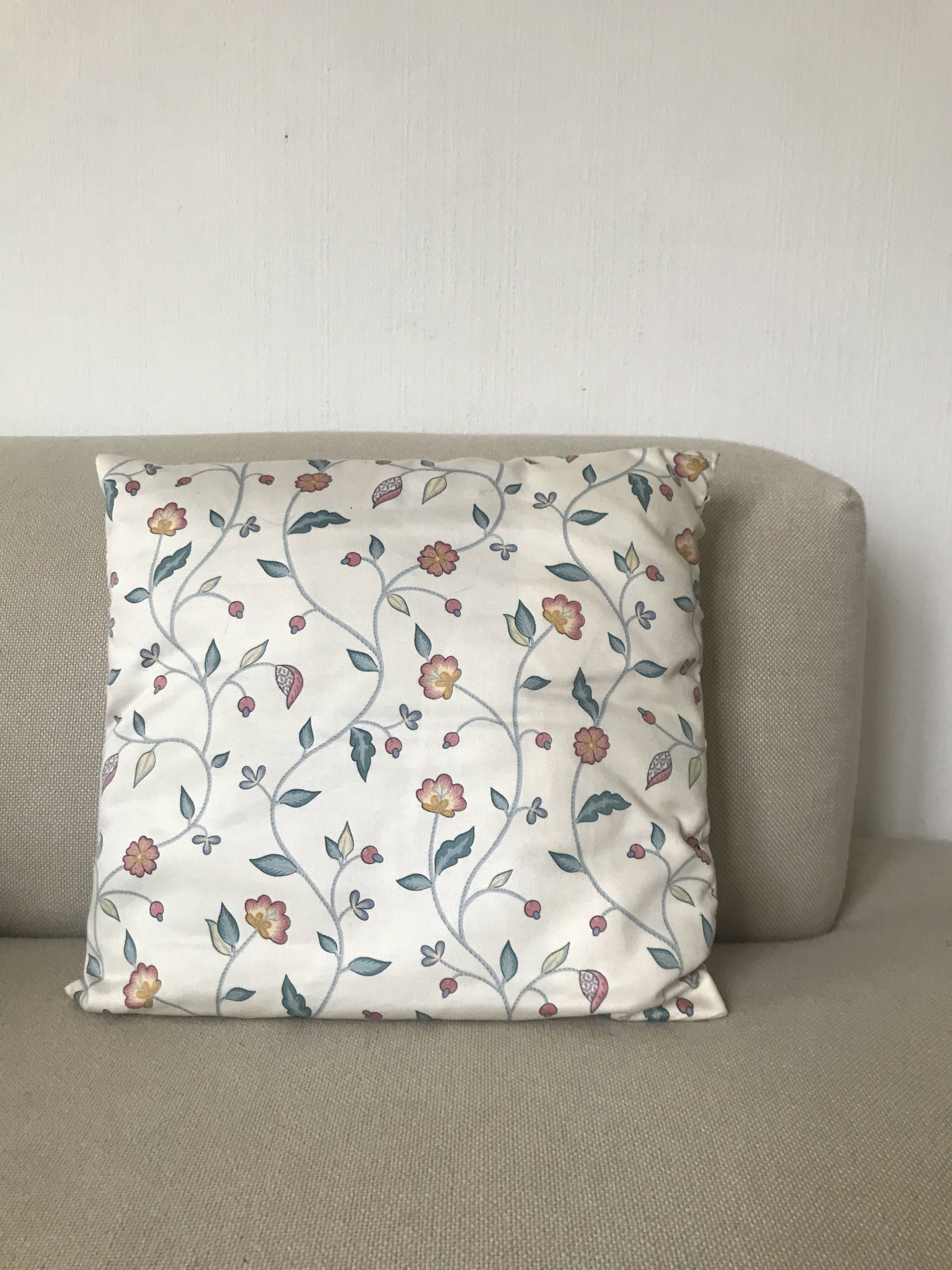 Duo de coussins vintage, tissus anglais