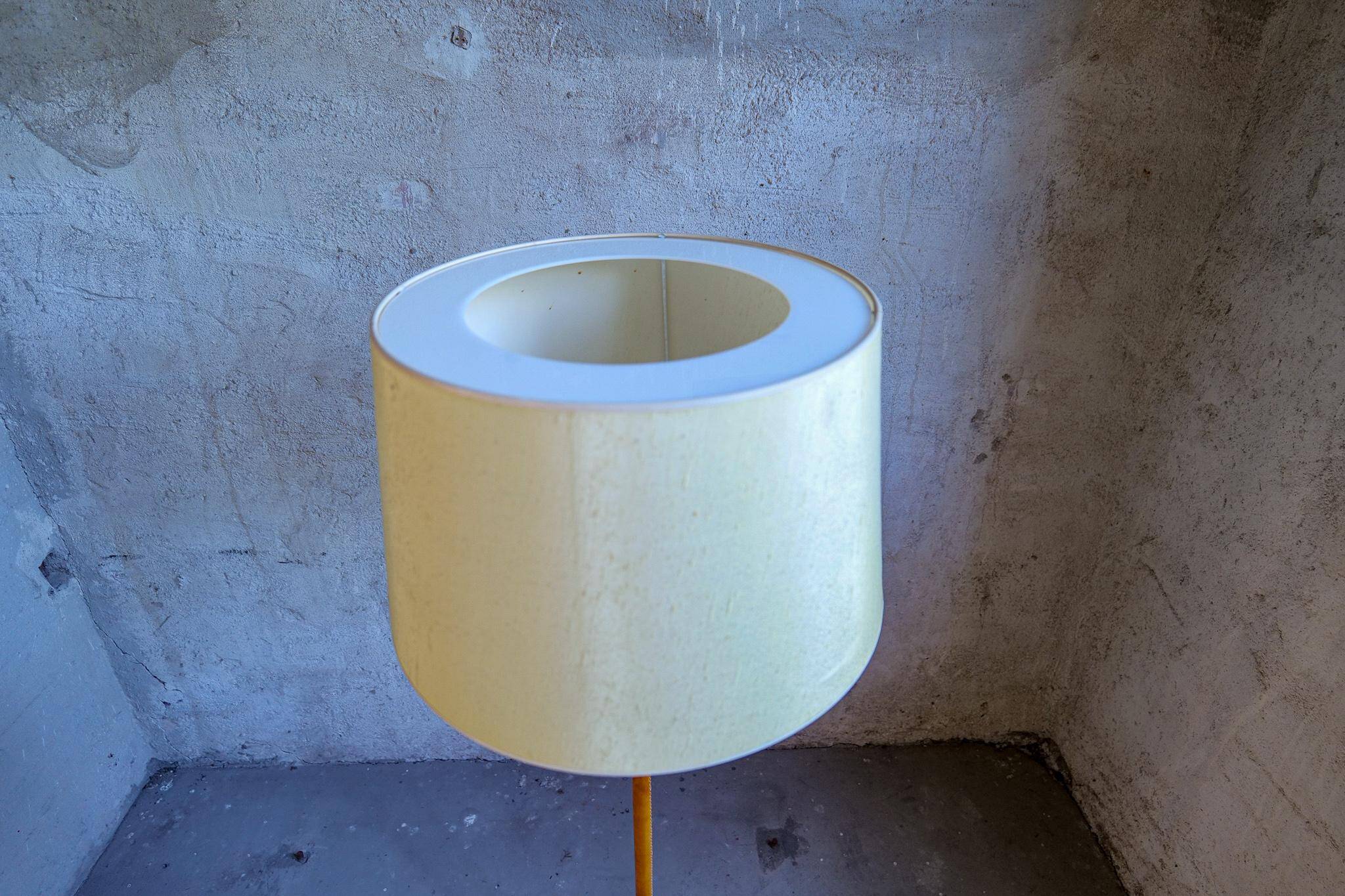 Modern mid-century brass and leather floor lamp Atelje Lyktan, Sweden