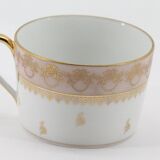 Ancienne grande tasse en porcelaine