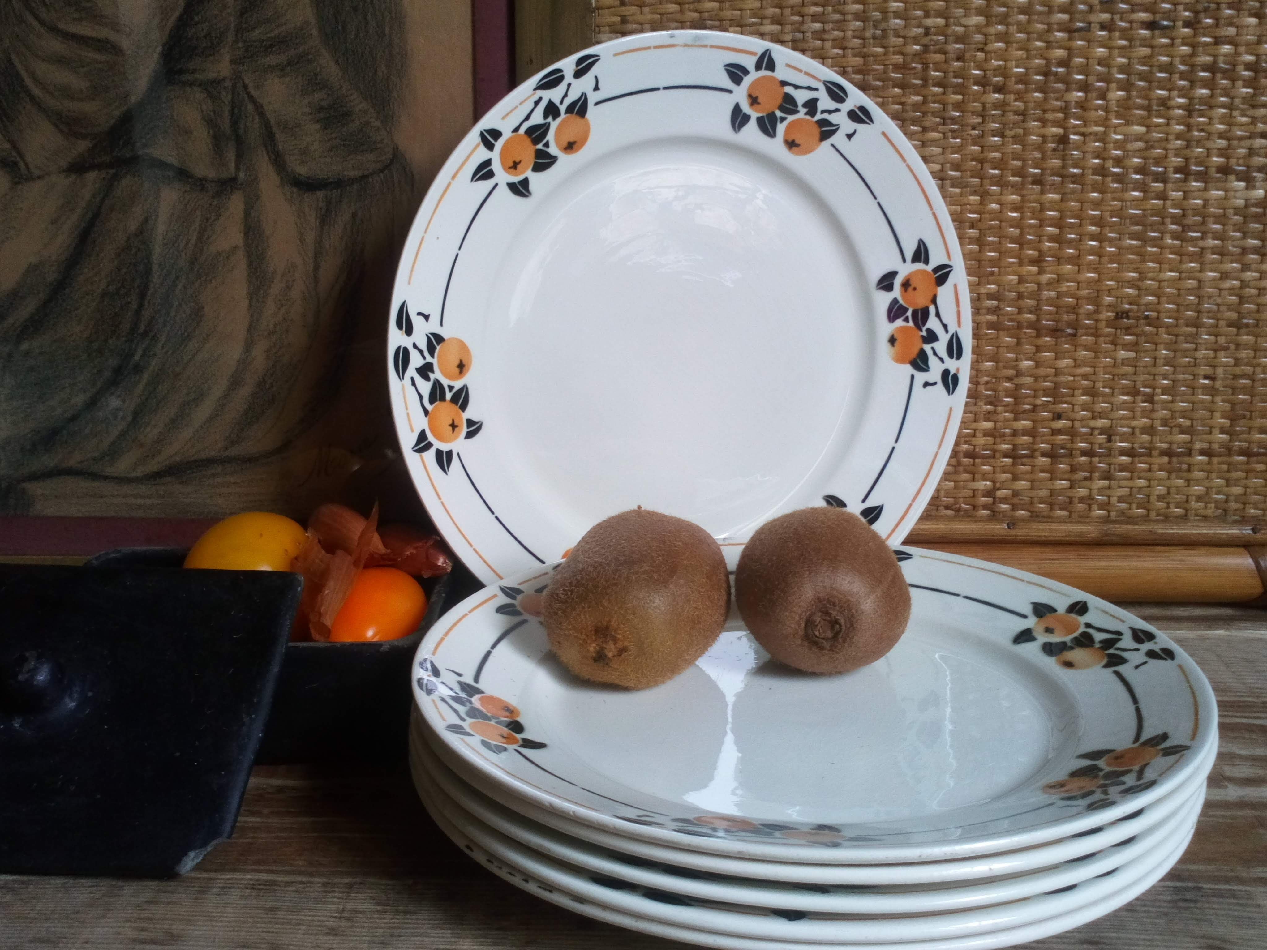 Six Art Deco plates from Badonviller service "Madeleine"