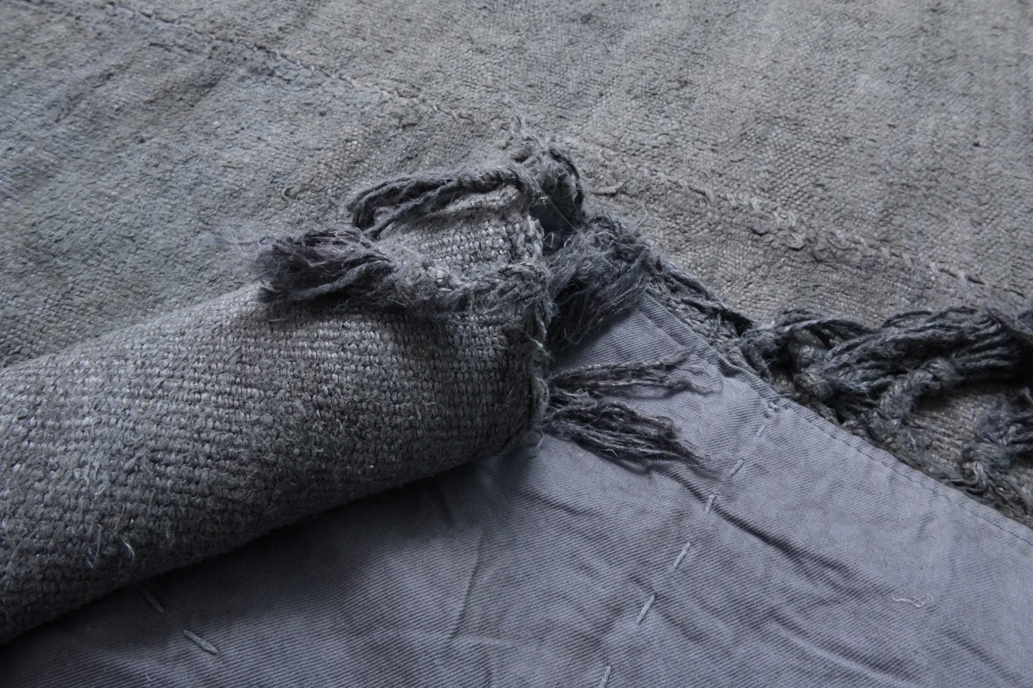 Vintage Gray Tones Kilim Rug, Handmade Mid Century Modern Carpet, 156x231Cm