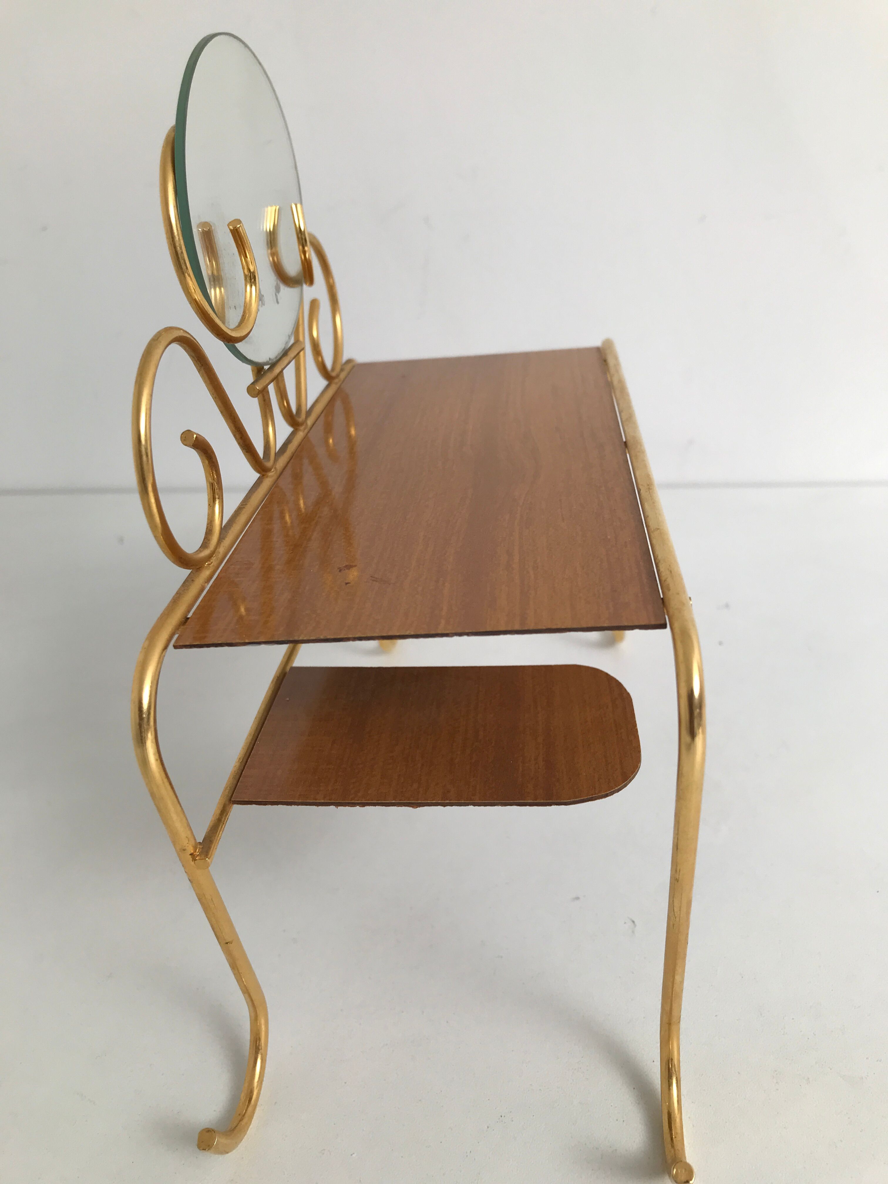 Petite coiffeuse poupée en bois et fer forgée vintage