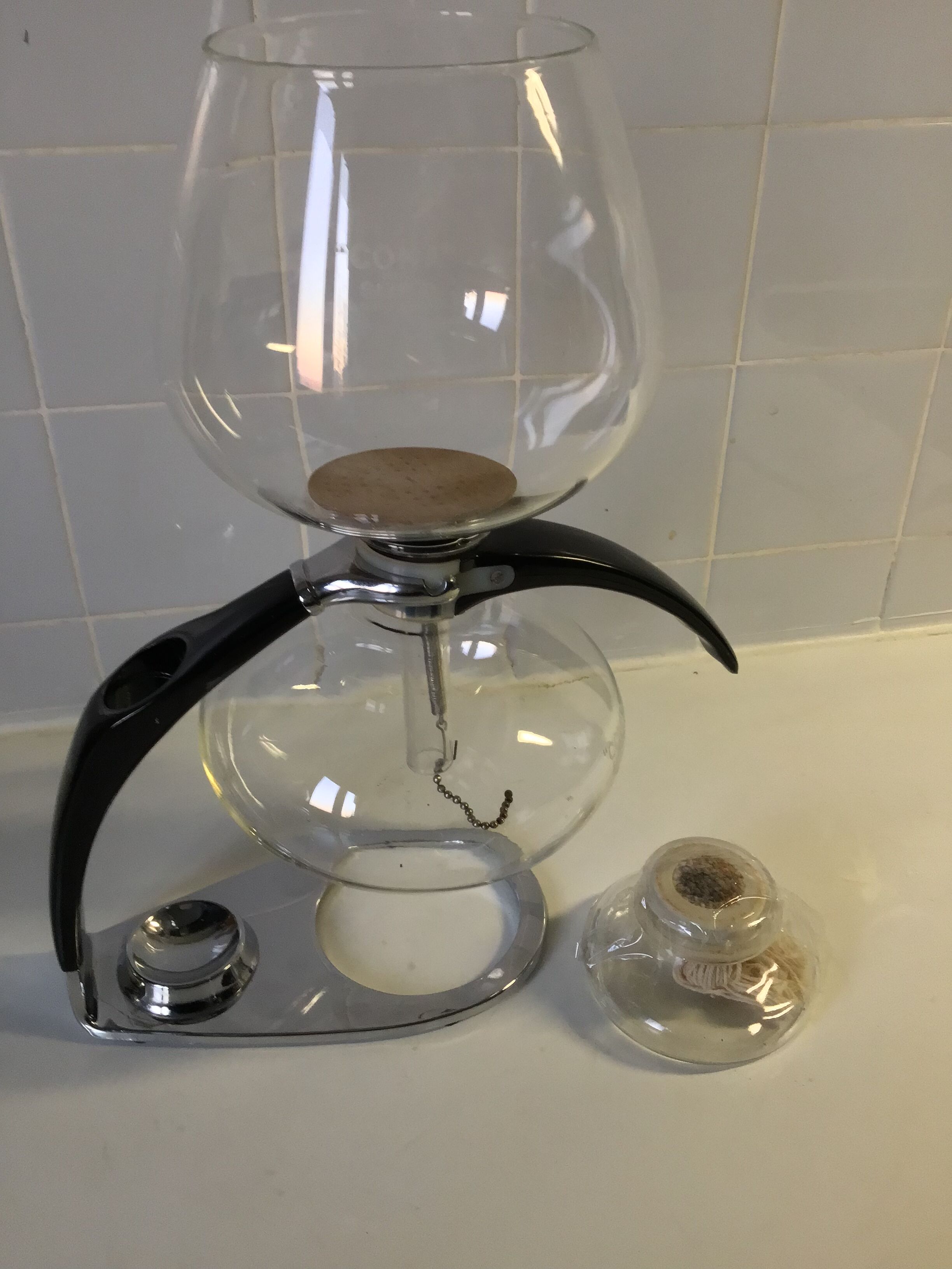 Cona coffee maker with complete depression