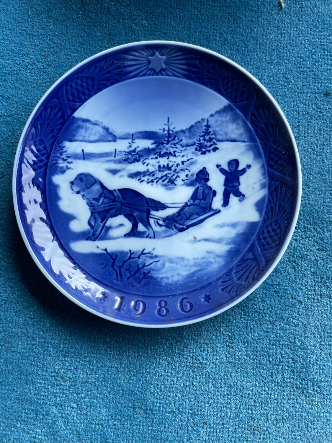 Wall plates Christmas Denmark Royal Copenhagen years 72-87
