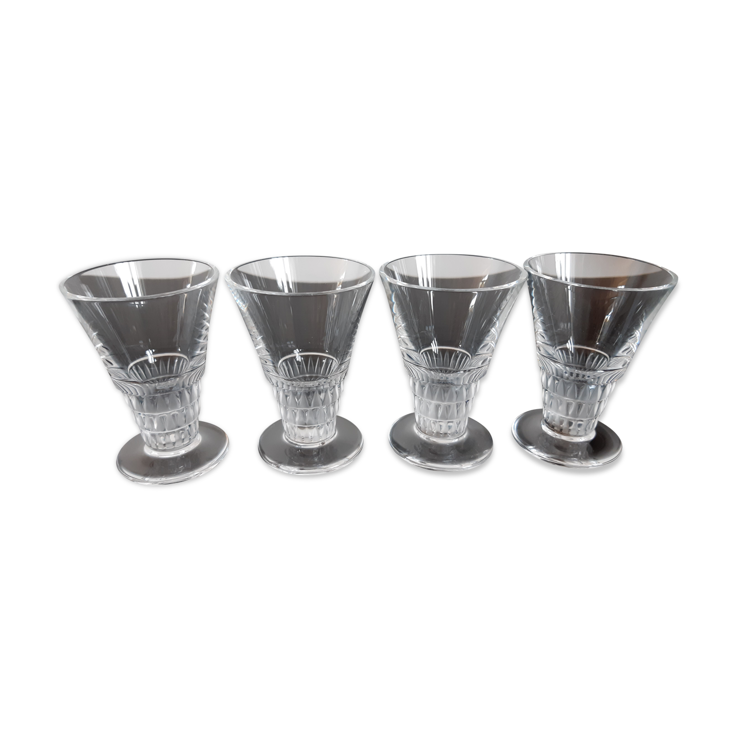 Set of 4 crystal glasses 40s