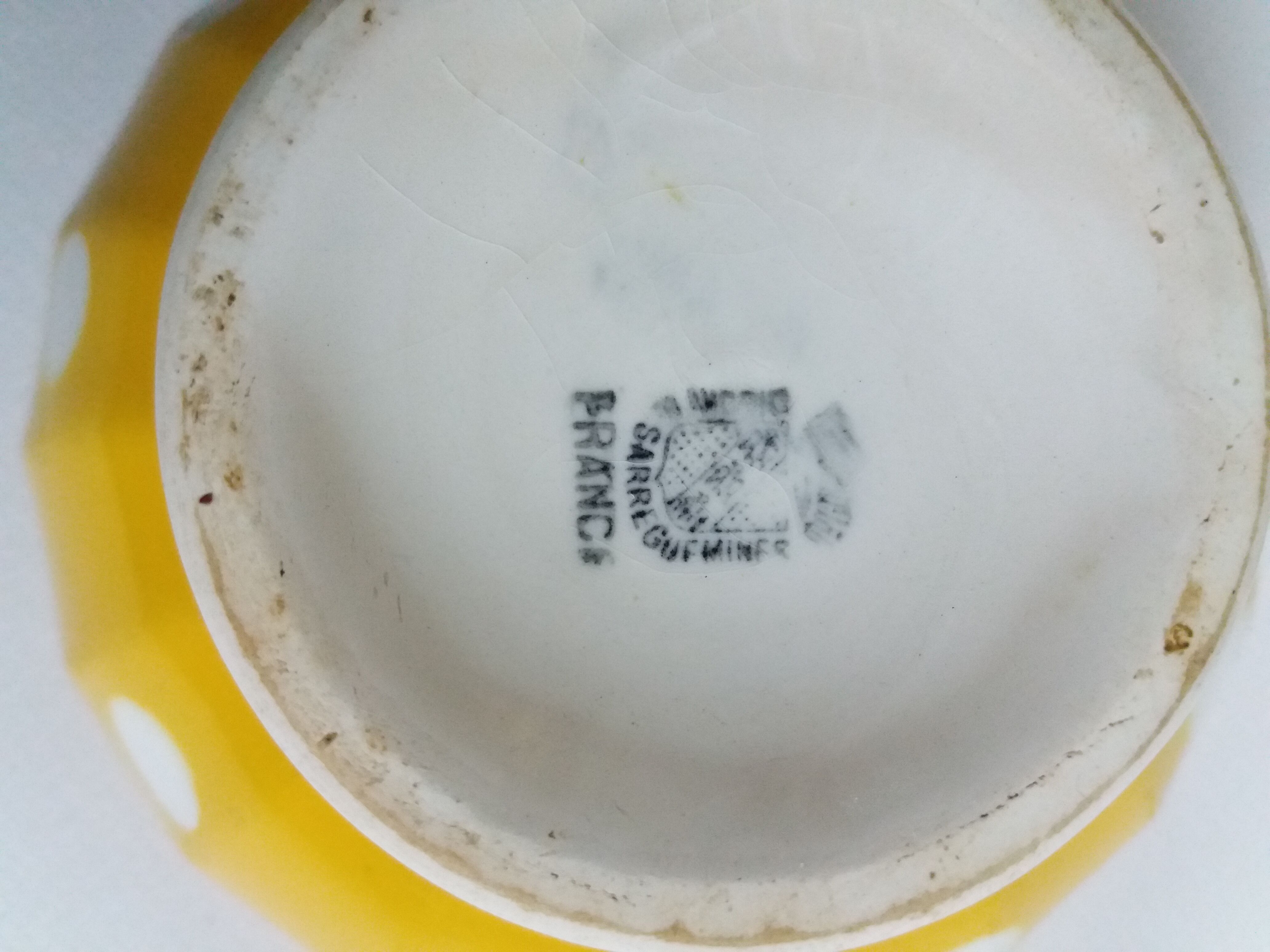 Yellow Bowl with white polka dots Sarreguemines