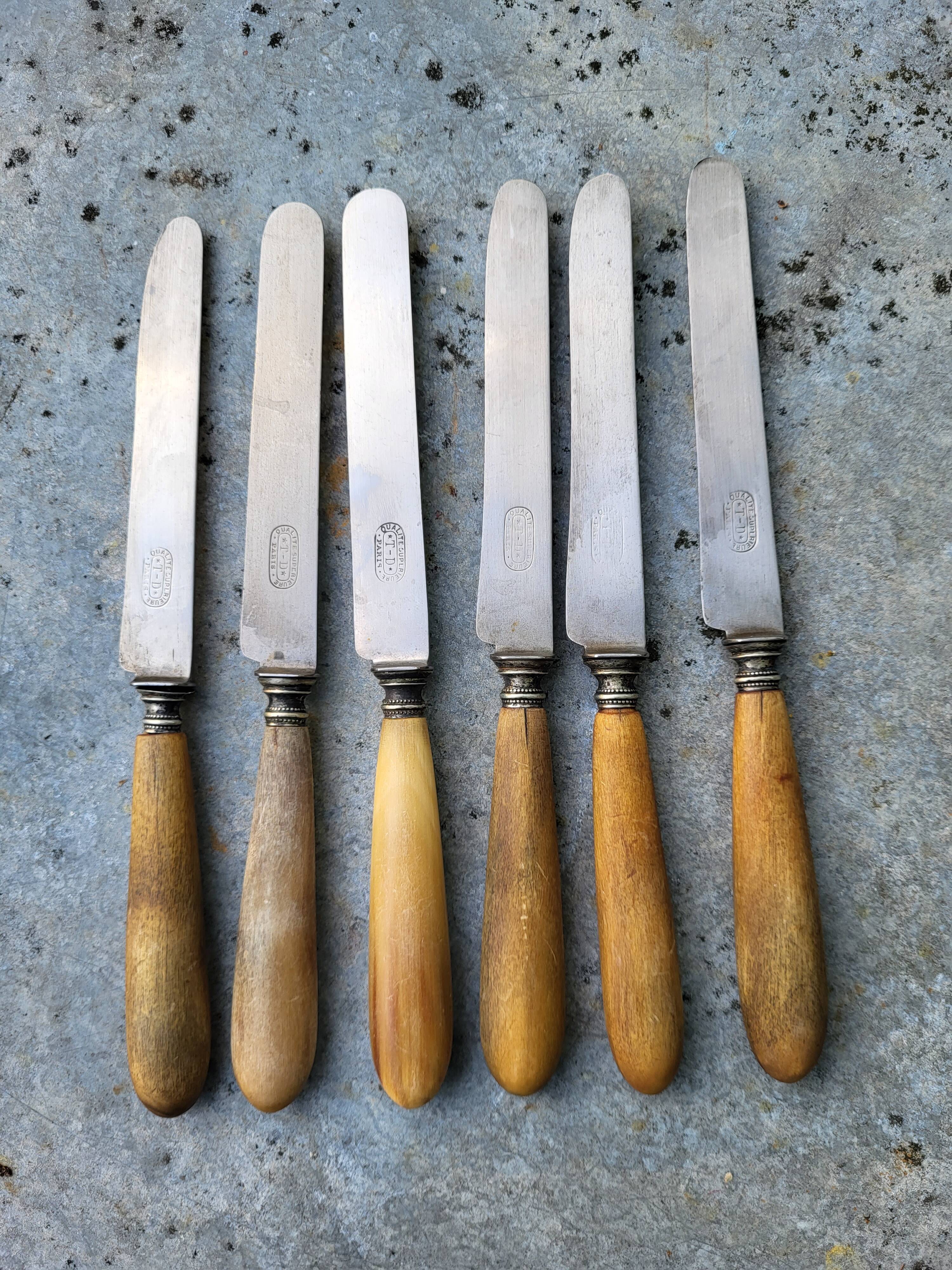 Série de 6 couteaux acier manche corne