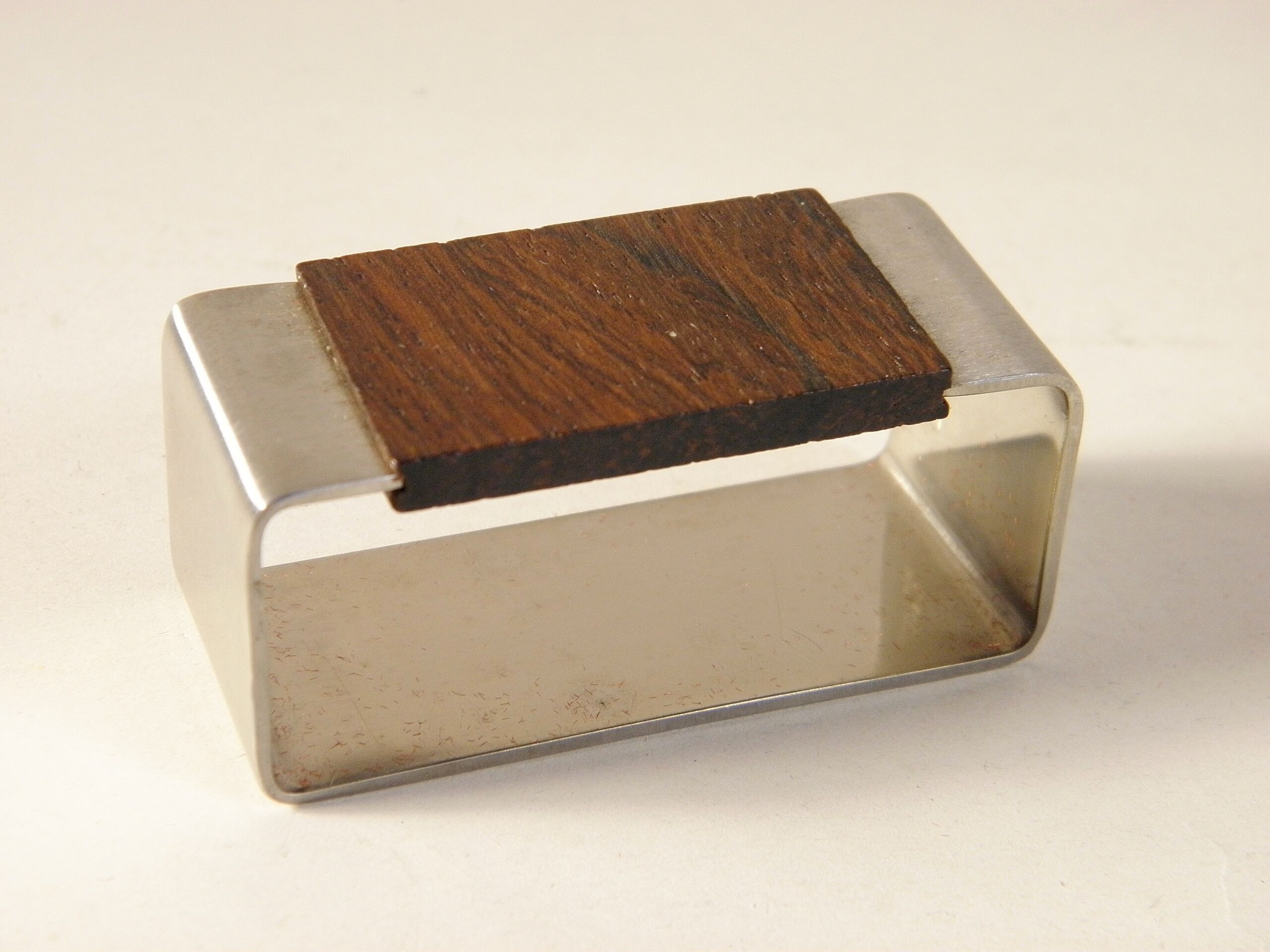 Two rounds of 60s towel