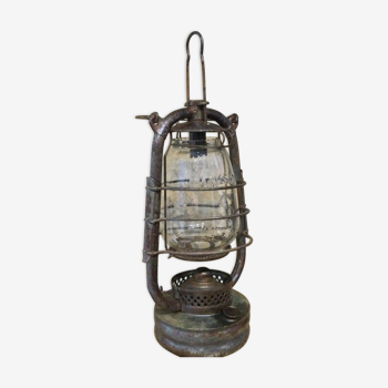 Kerosene lamp The Parisian beautiful condition