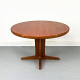 Danish Round Extendable Dining Table in Teak, 1970s