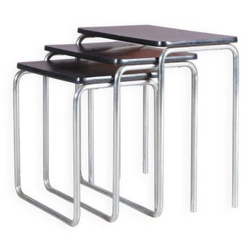 Nest tables from the 1930s by Jan Schrofer for Ahrend de Cirkel, Netherlands.
