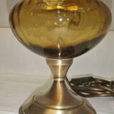 ancienne lampe  de table ou chevet lampe à pétrole électrifiée