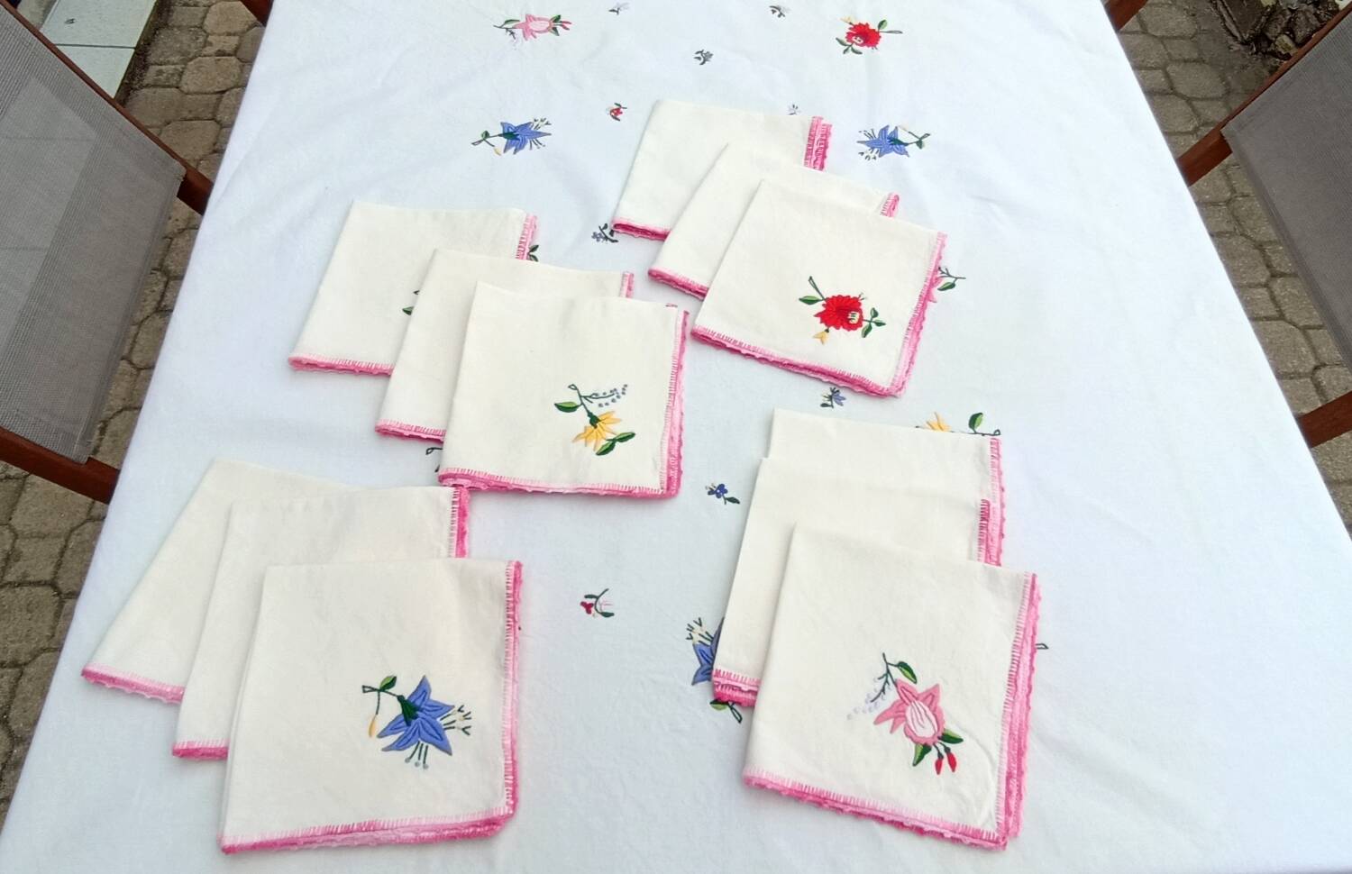 Nappe brodée Vintage