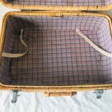 Wicker case, vintage