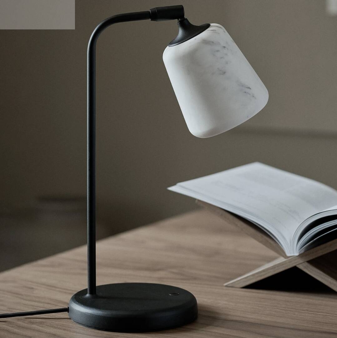Lampe Material New Works  - Design Noergaard & Kechayas - Marbre/Acier