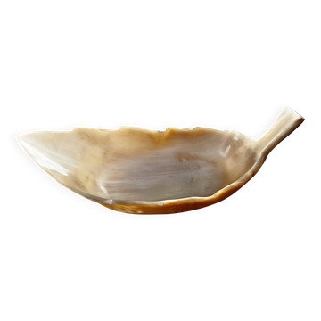 Bakelite pocket emptier
