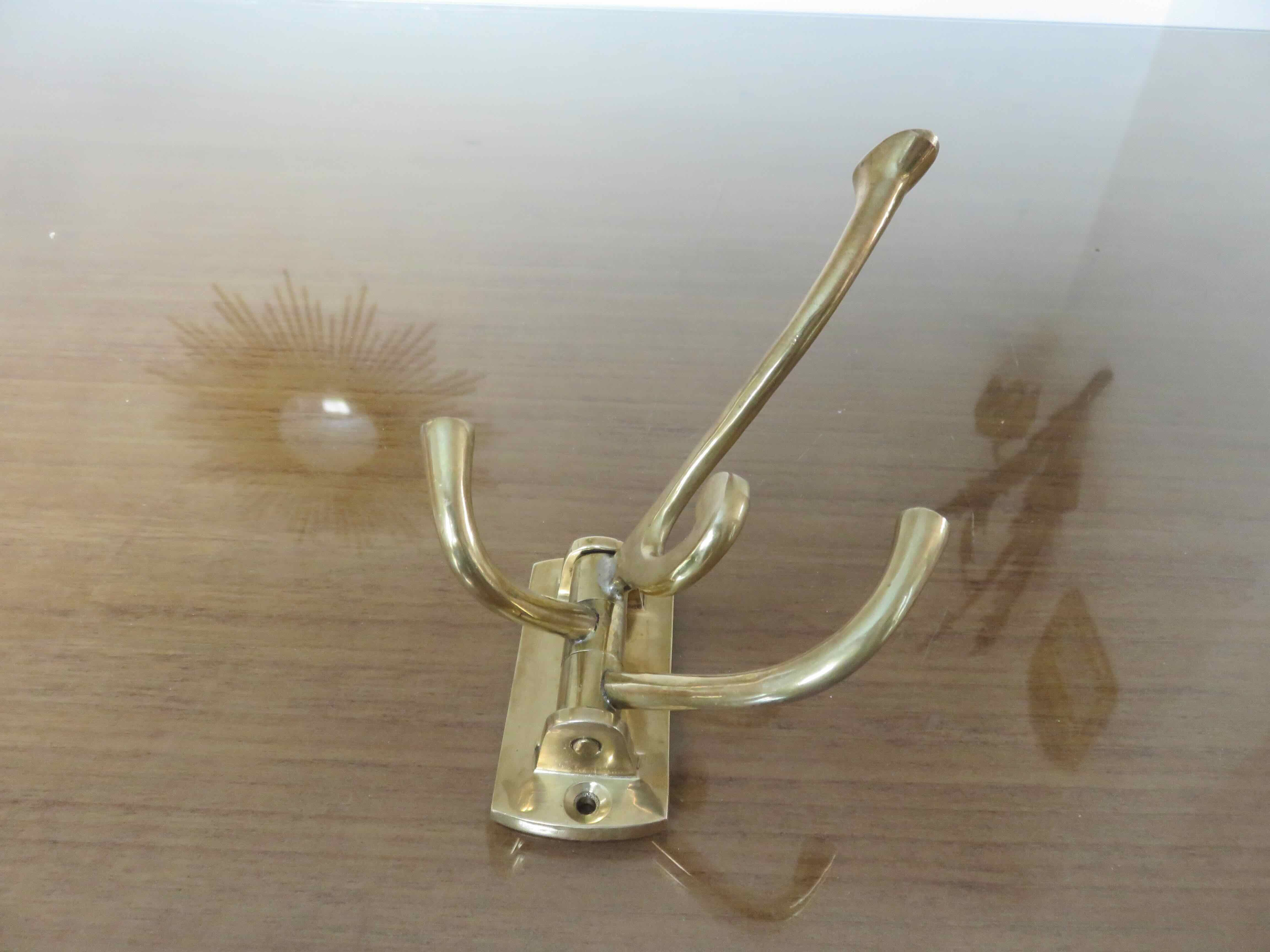 Wall coat rack 4 swivel brass hooks