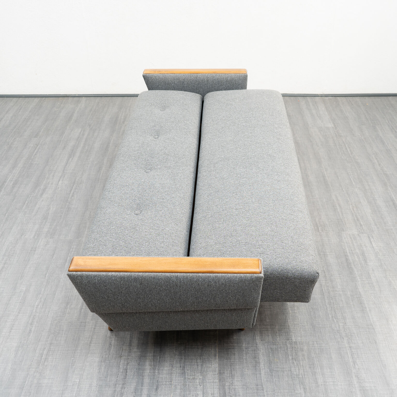 Vintage sofa, convertible, renovated