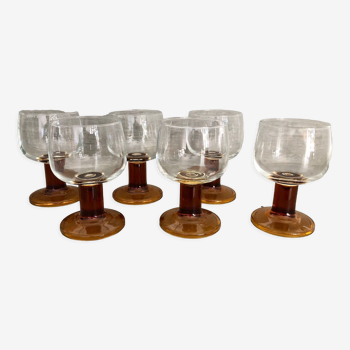 6 Amber stemmed glasses an'70