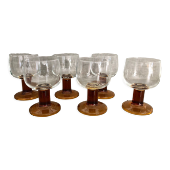 6 Amber stemmed glasses an'70