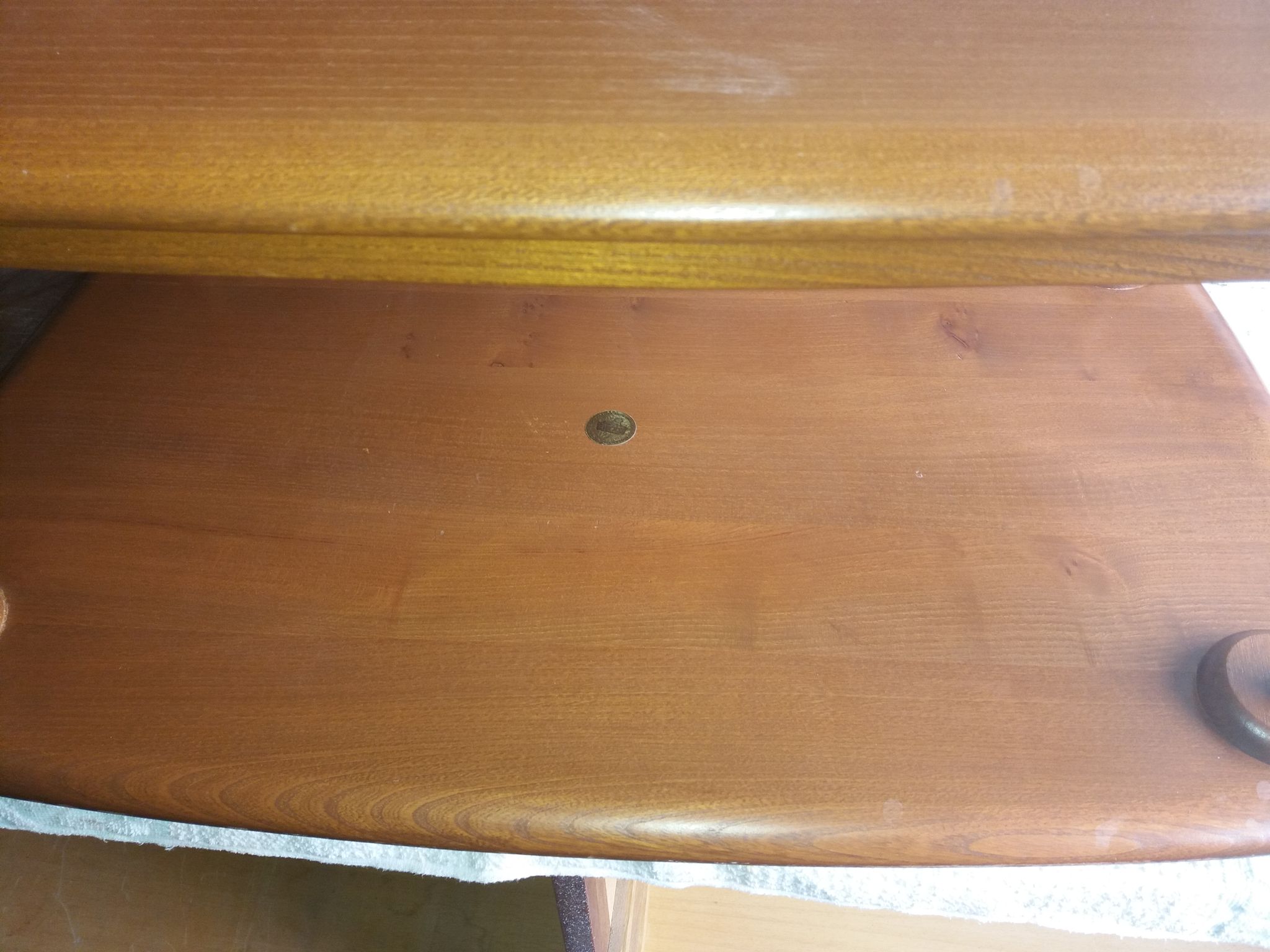 Table desserte bar roulante en orme massif par ercol angleterre vers 1960