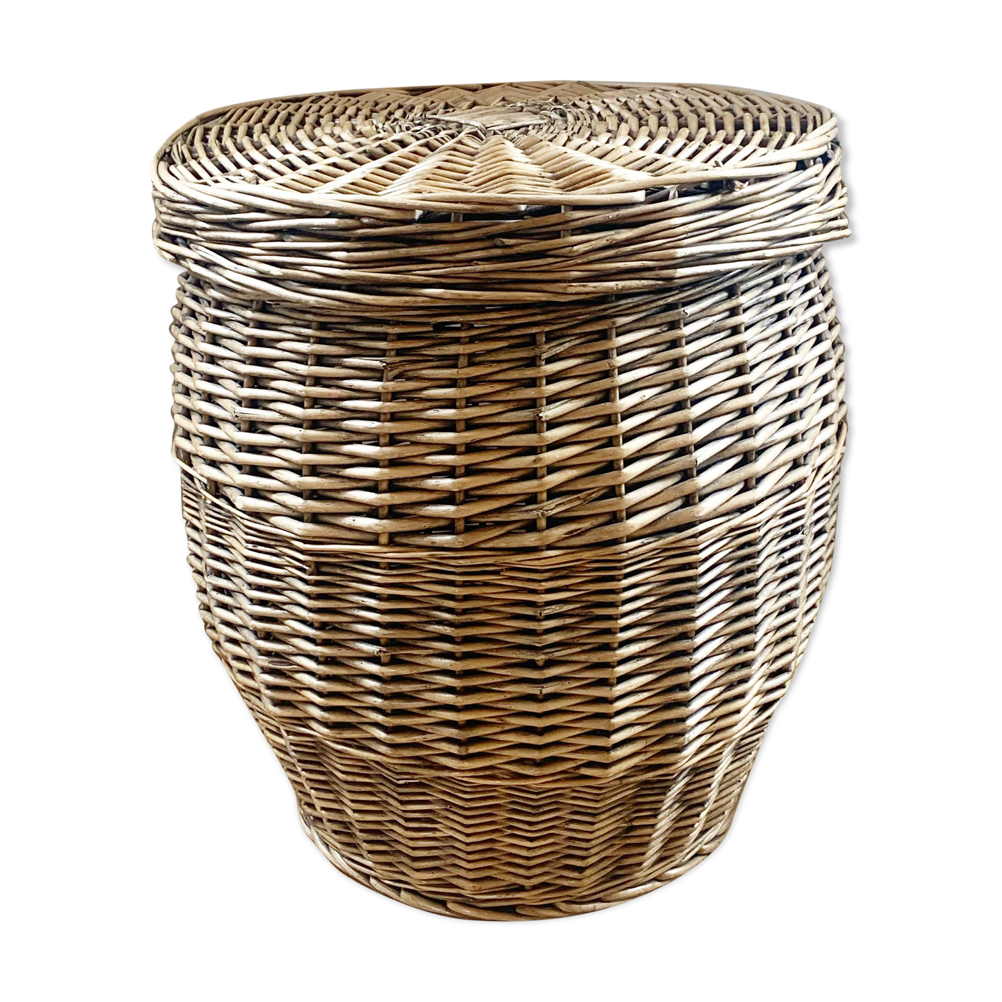 Vintage wicker pan