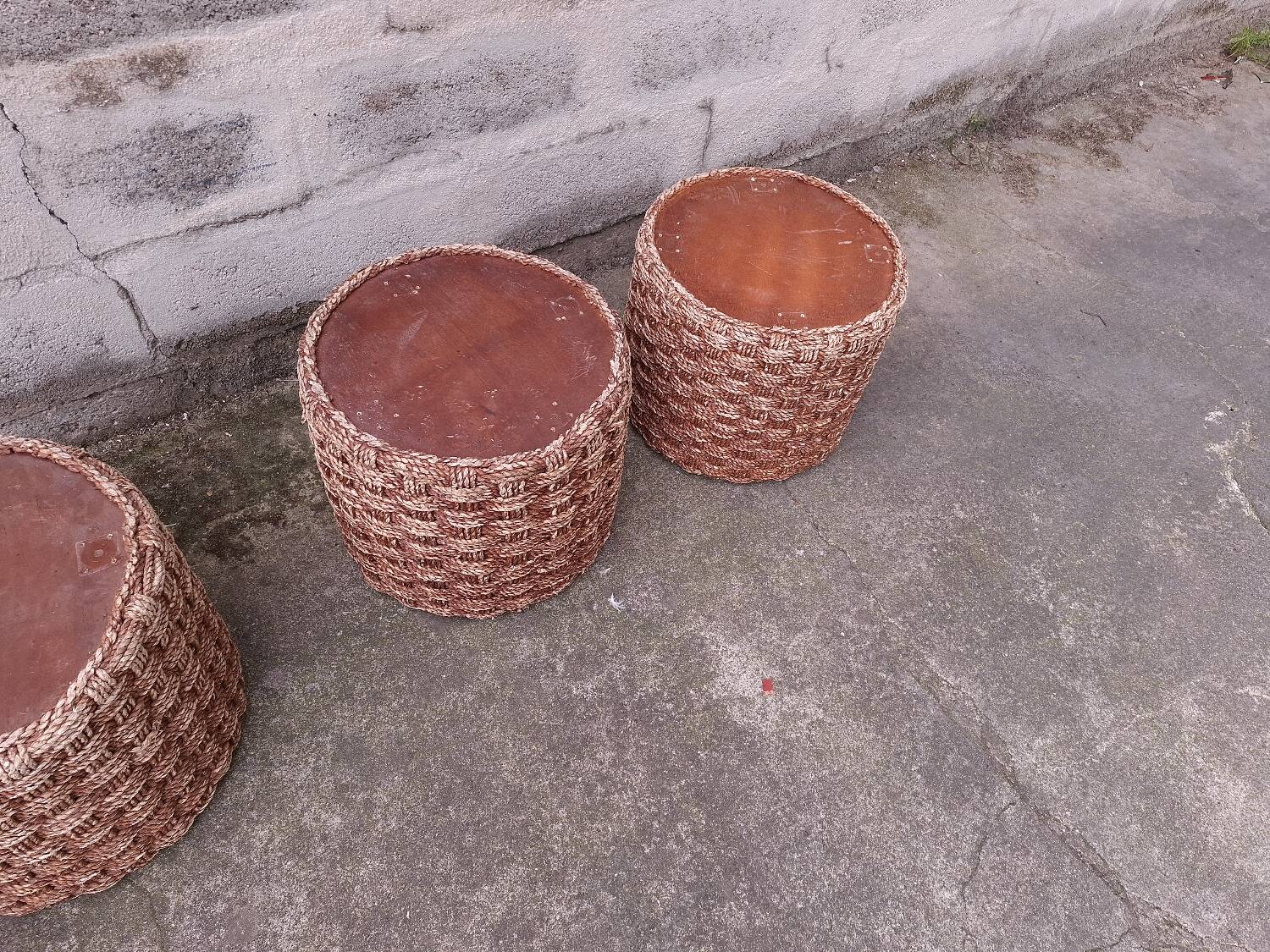 Paire de poufs en corde tressé années 70'S