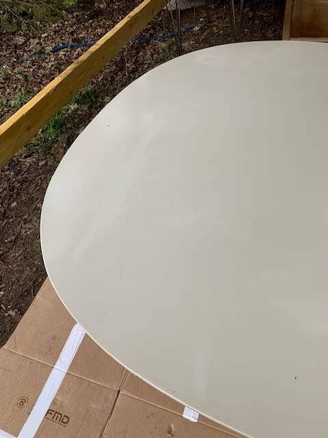 table supercircle de Piet Hein et Bruno Mathsson