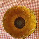 Sunflower bowl in slip