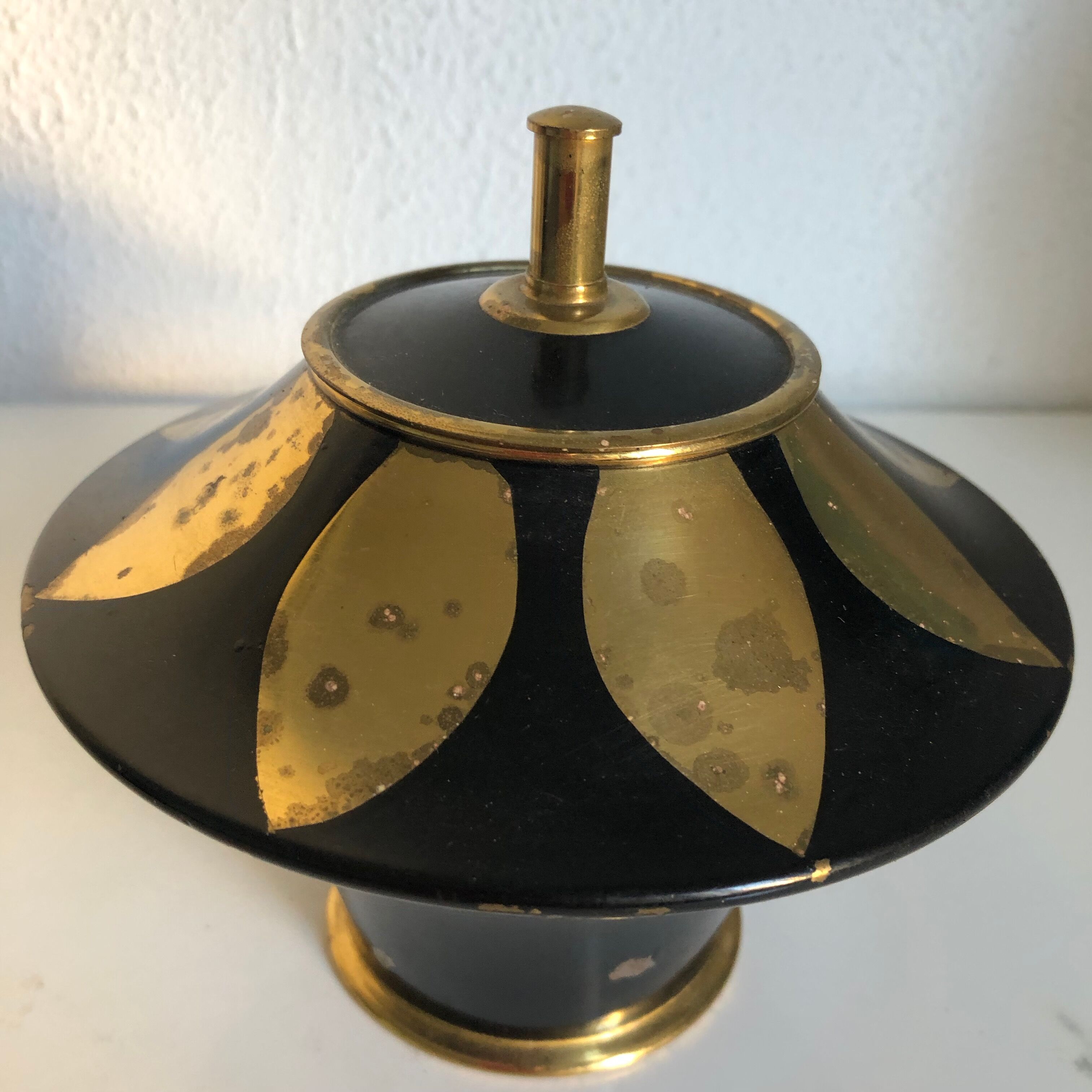 Black cigarette holders vintage box 1960 - 14 x 16cm