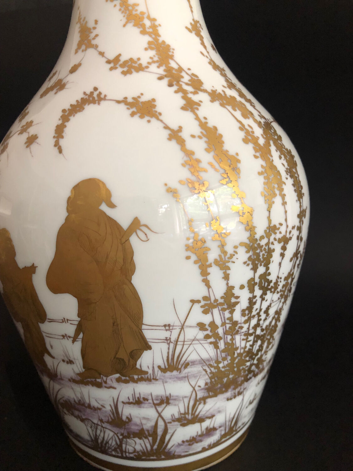 Vase with Asian decoration