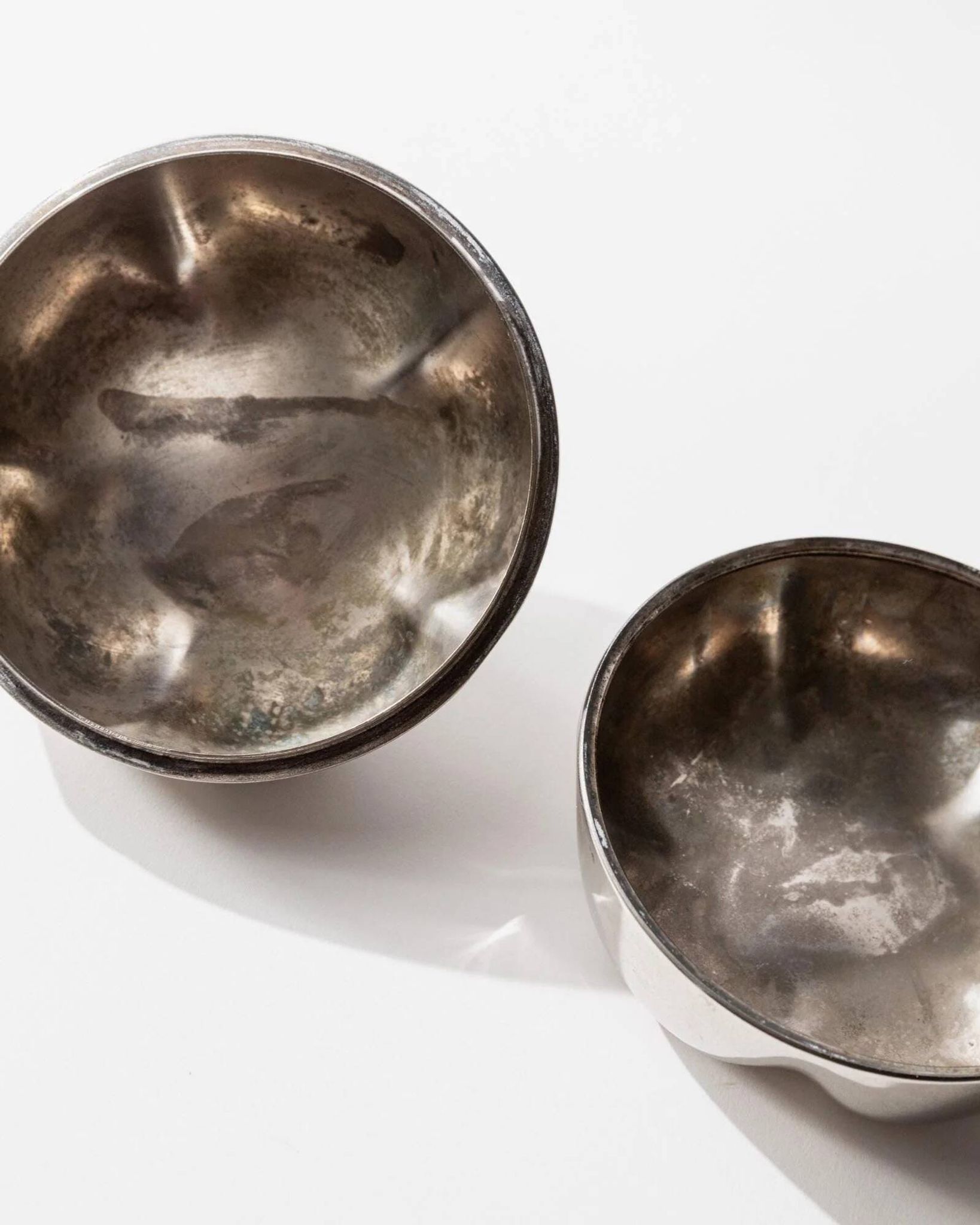 Vintage 1970s silver-plated pumpkin box with lid.