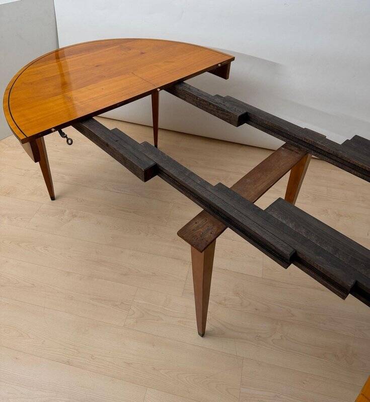 Extendable Biedermeier table in cherry wood, South Germany, 1880