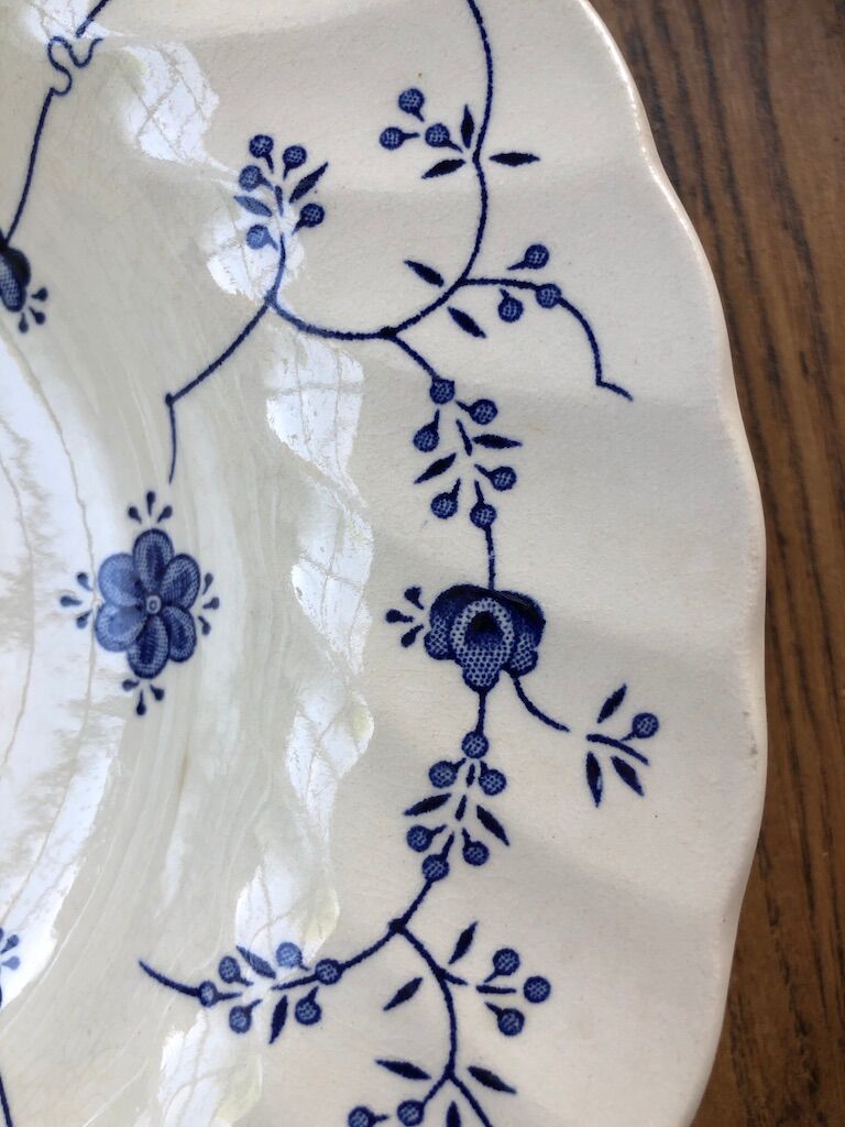 5 hollow plates Myott Finlandia