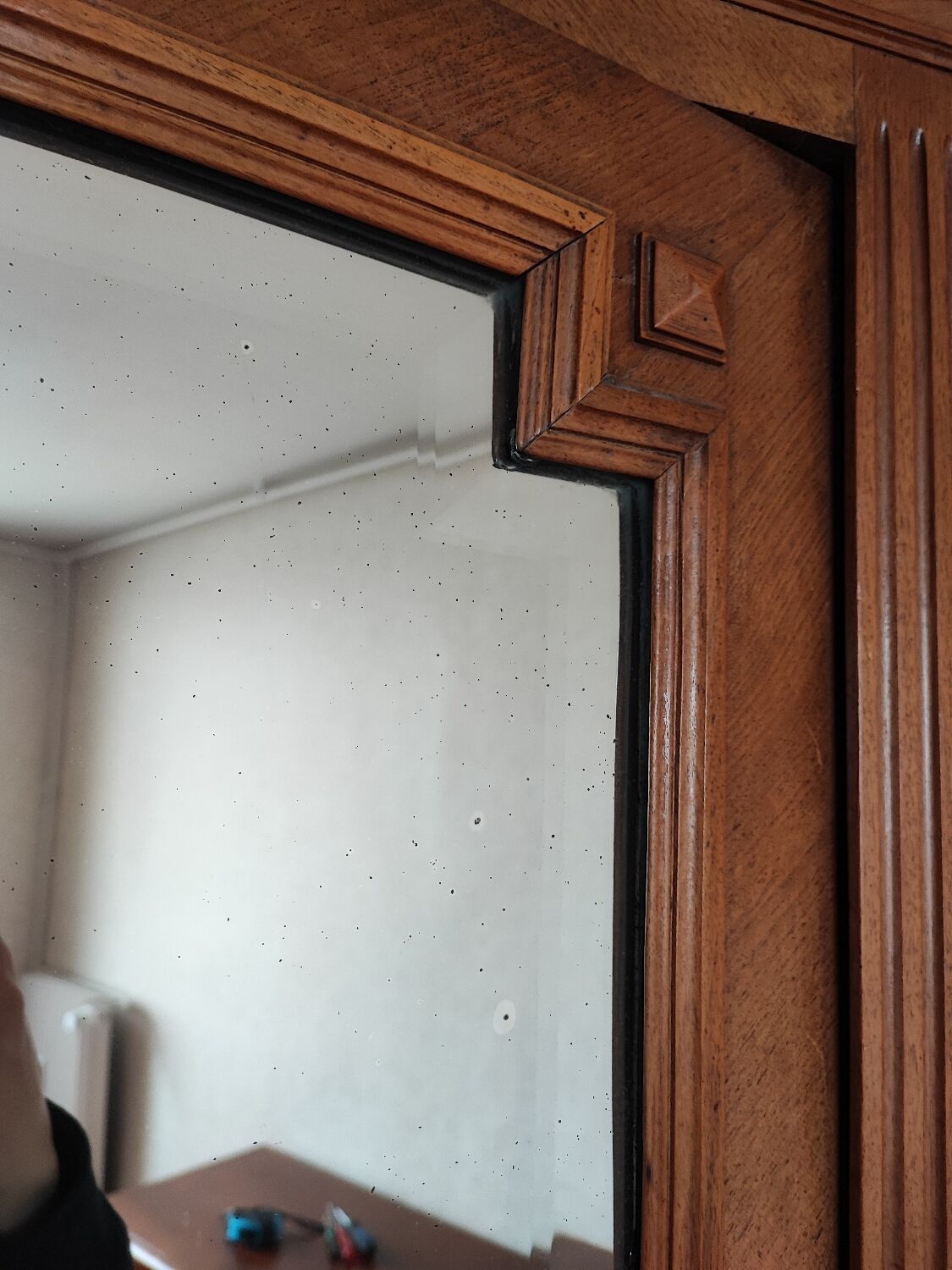 Glass cabinet one door