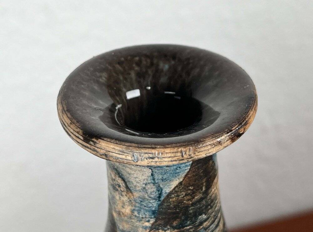 Brutalist mid-century studio pottery vase by Gerhard Liebenthron, 1975.