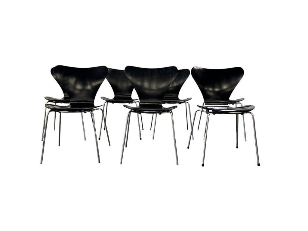 Chaise noire vintage / chaise papillon Fritz Hansen