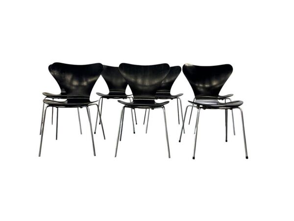 Chaise noire vintage / chaise papillon Fritz Hansen