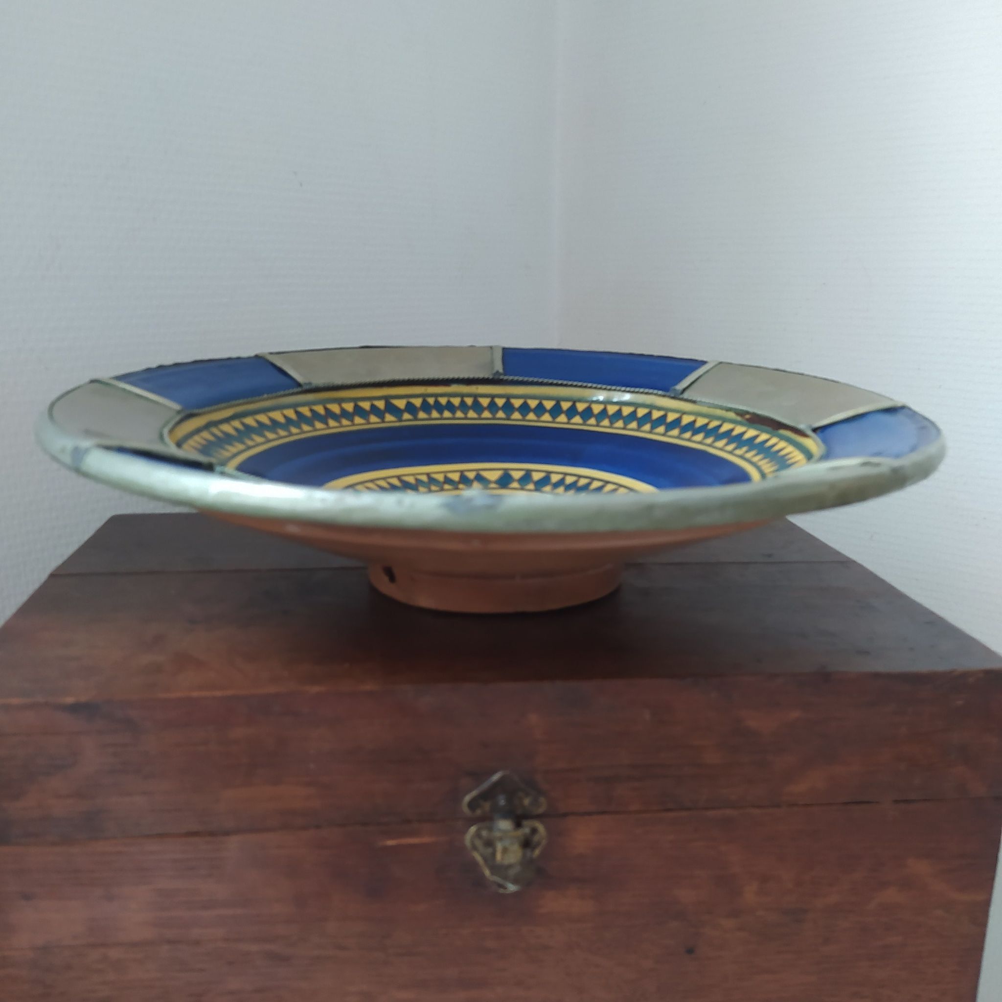 Moroccan dish polychrome faience and silver metal signed